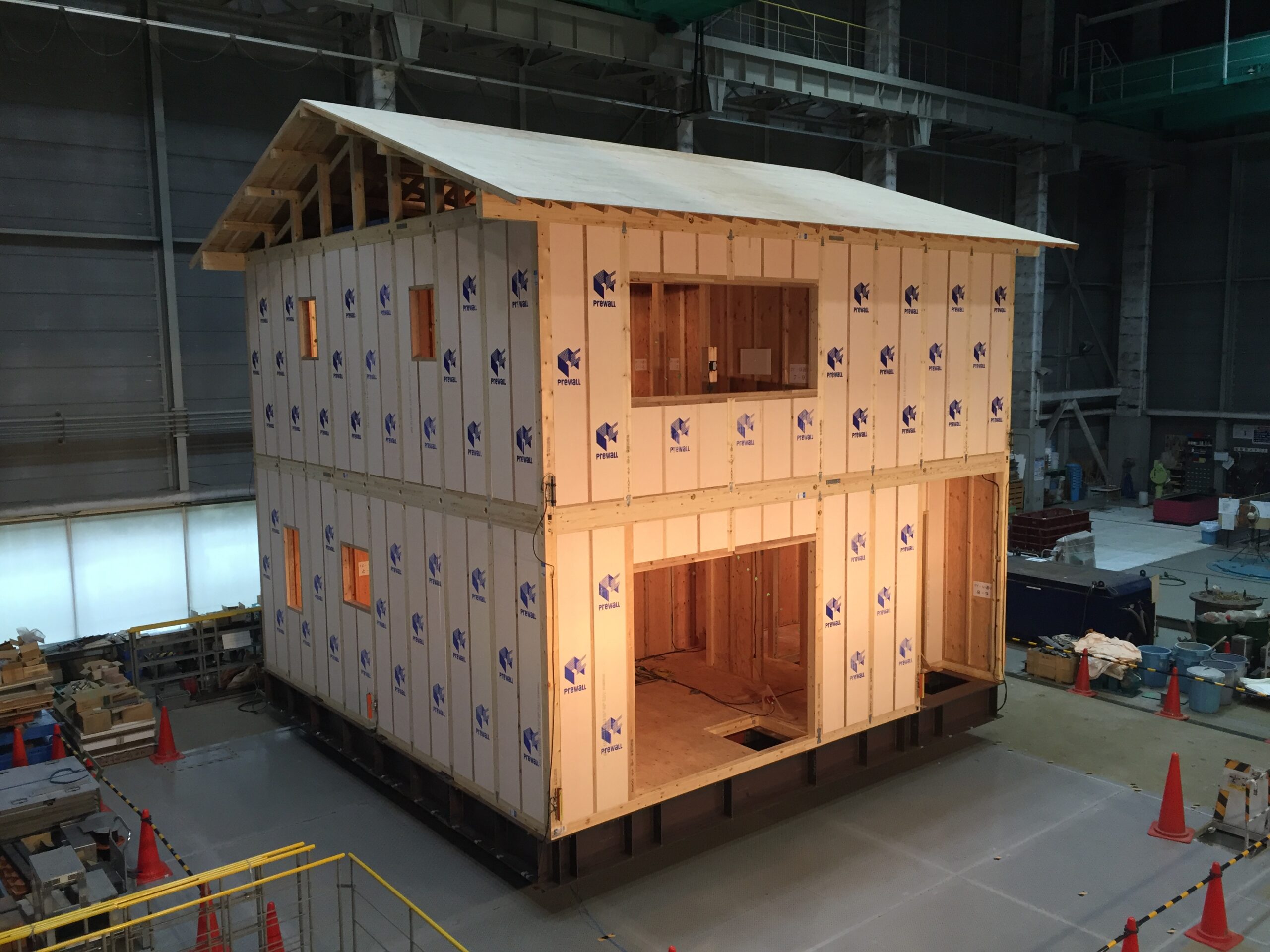 「家元」の美しいデザインを支える、断熱構造の実物模型